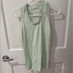 Athleta Momentum Tank